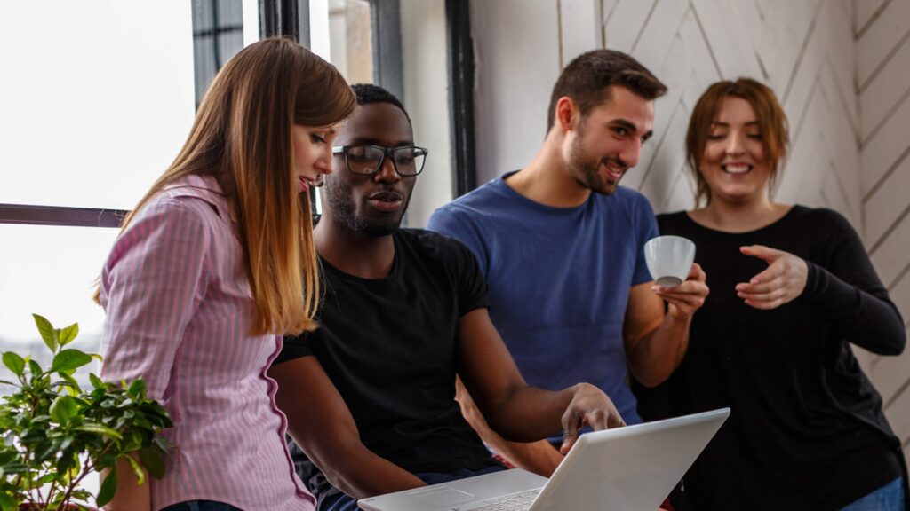 un travail de groupe